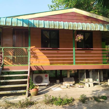 Ariya Garden Home Chumphon Exteriör bild