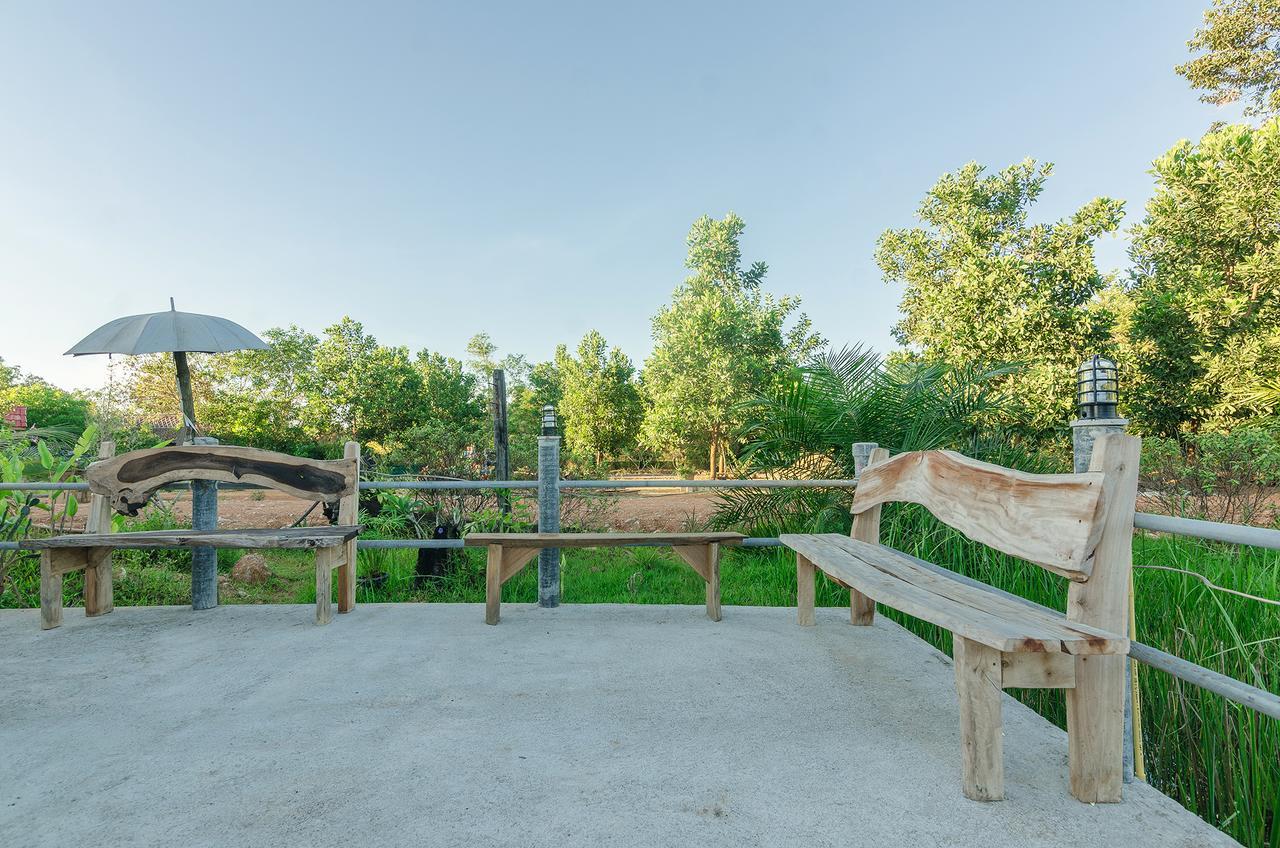 Ariya Garden Home Chumphon Exteriör bild